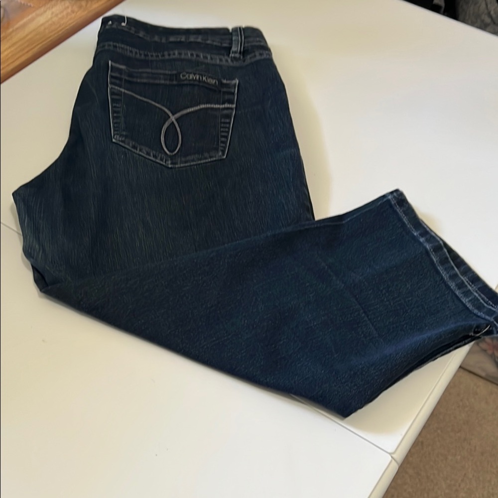 Calvin Klein Skinny Cropped Capris with soft Denim Texture